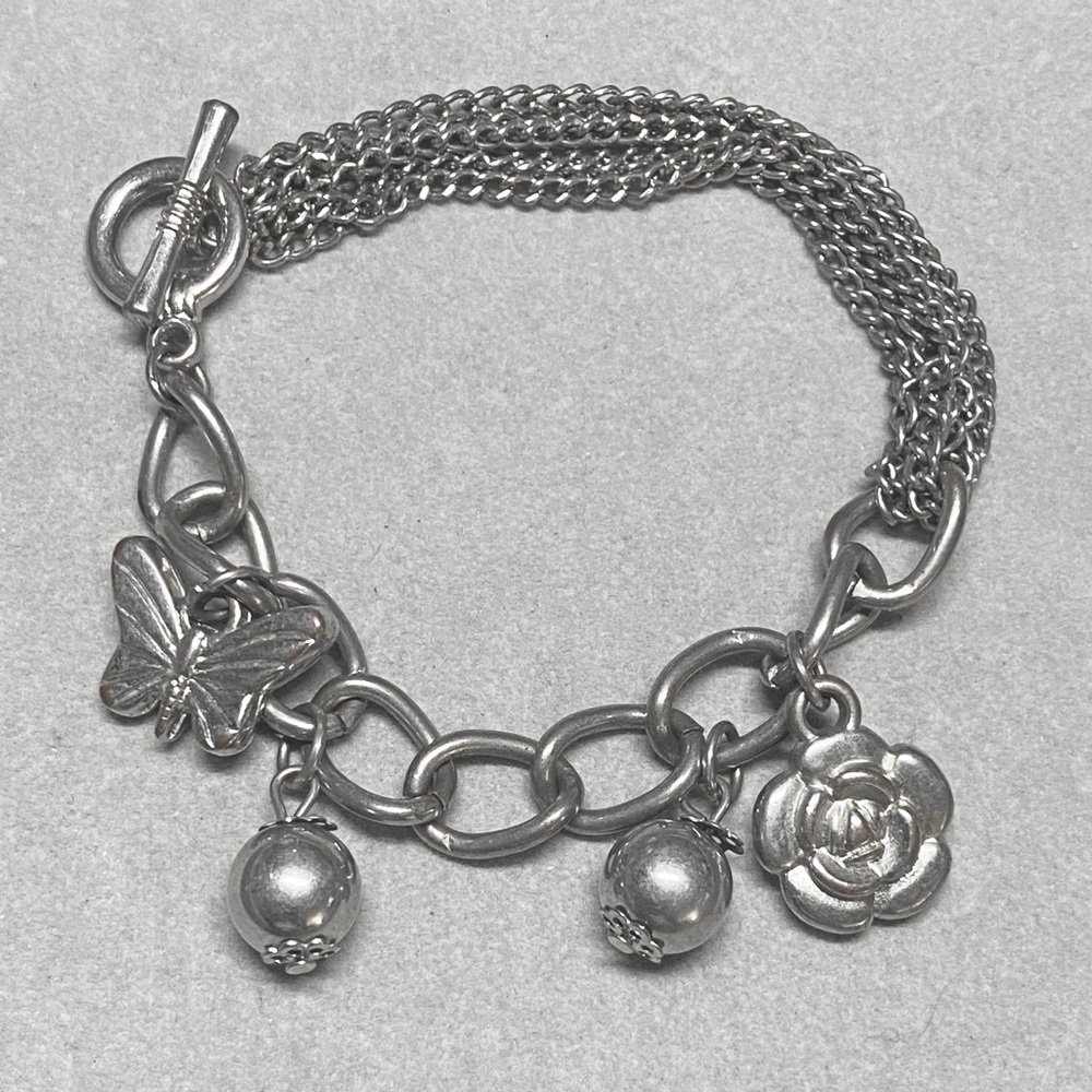 🕸️ Vintage Multi-Strand Chain & Charm Bracelet With Flower & Butterfly